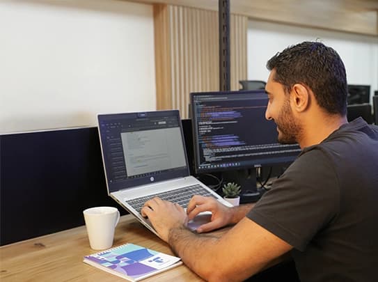 application maintenance engineer working